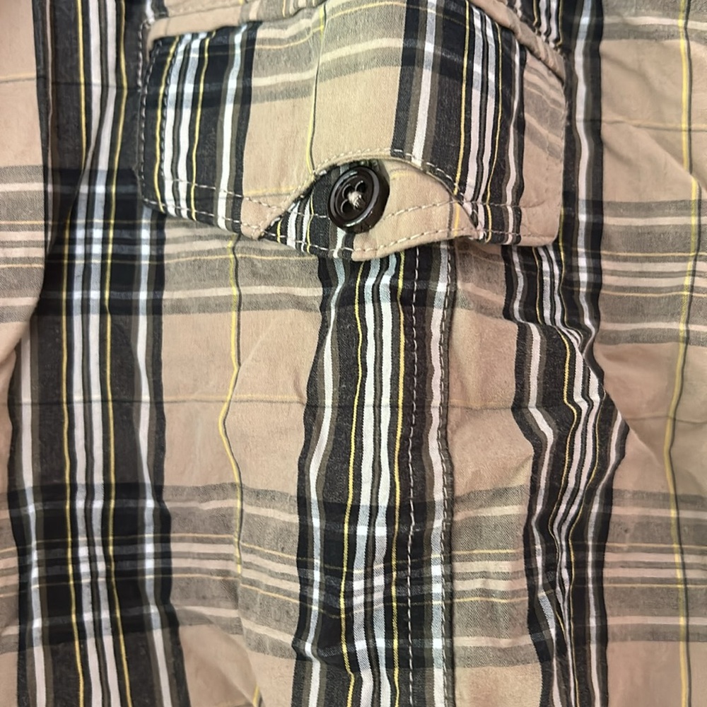 Cavi Button Down - Picture 4 of 10